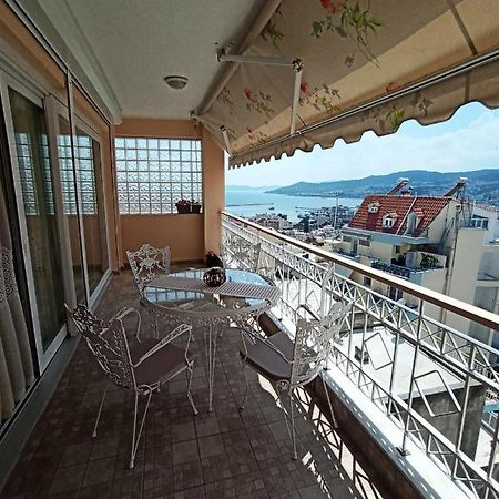 Apartamento Golden Mirror In Kavala Exterior foto