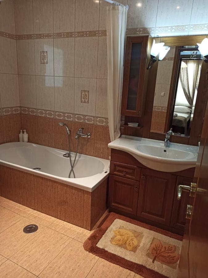 Apartamento Golden Mirror In Kavala Exterior foto